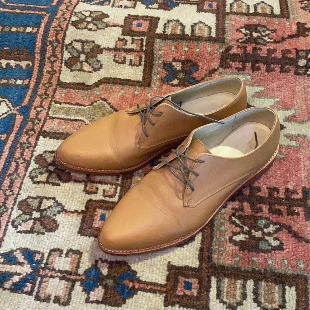 Nisolo James Oxford Handcrafted leather in Peru